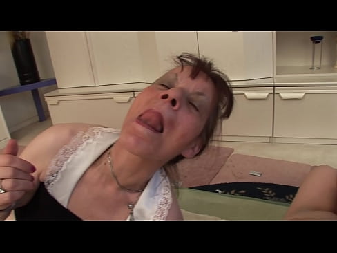 ❤️ Laba ayeeyo iyo hal awoowe ayaa leh saddex ❤  %so.pornsexphoto.ru ❌