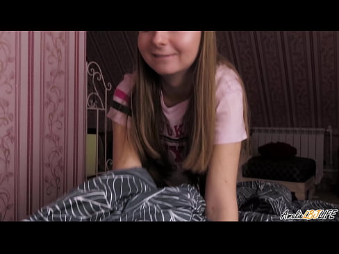 ❤️ Blondie waxay si qoto dheer u nuugtaa BFF's waxayna ku dhufanaysaa afkeeda ❤ %so.pornsexphoto.ru ❌
